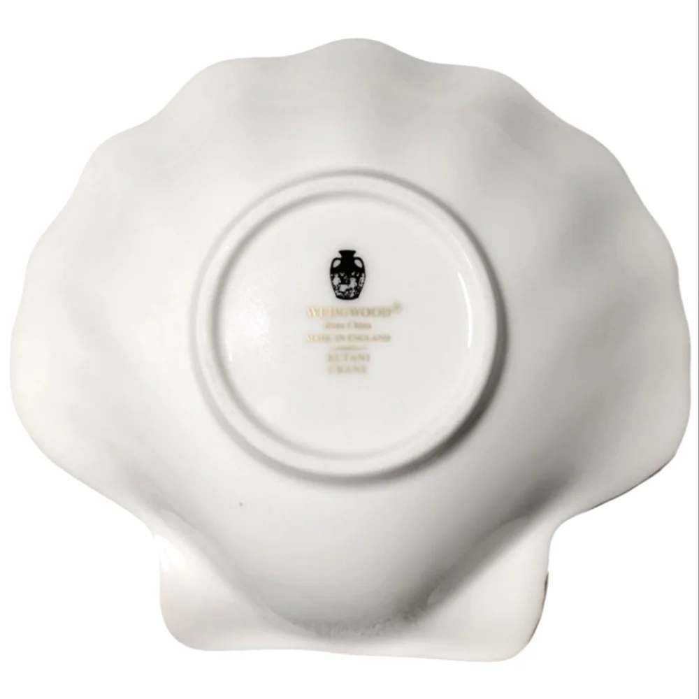 Vtg. Wedgwood Bone‎ China Clam Shell Discontinued Kutani Crane Trinket Soap Dish